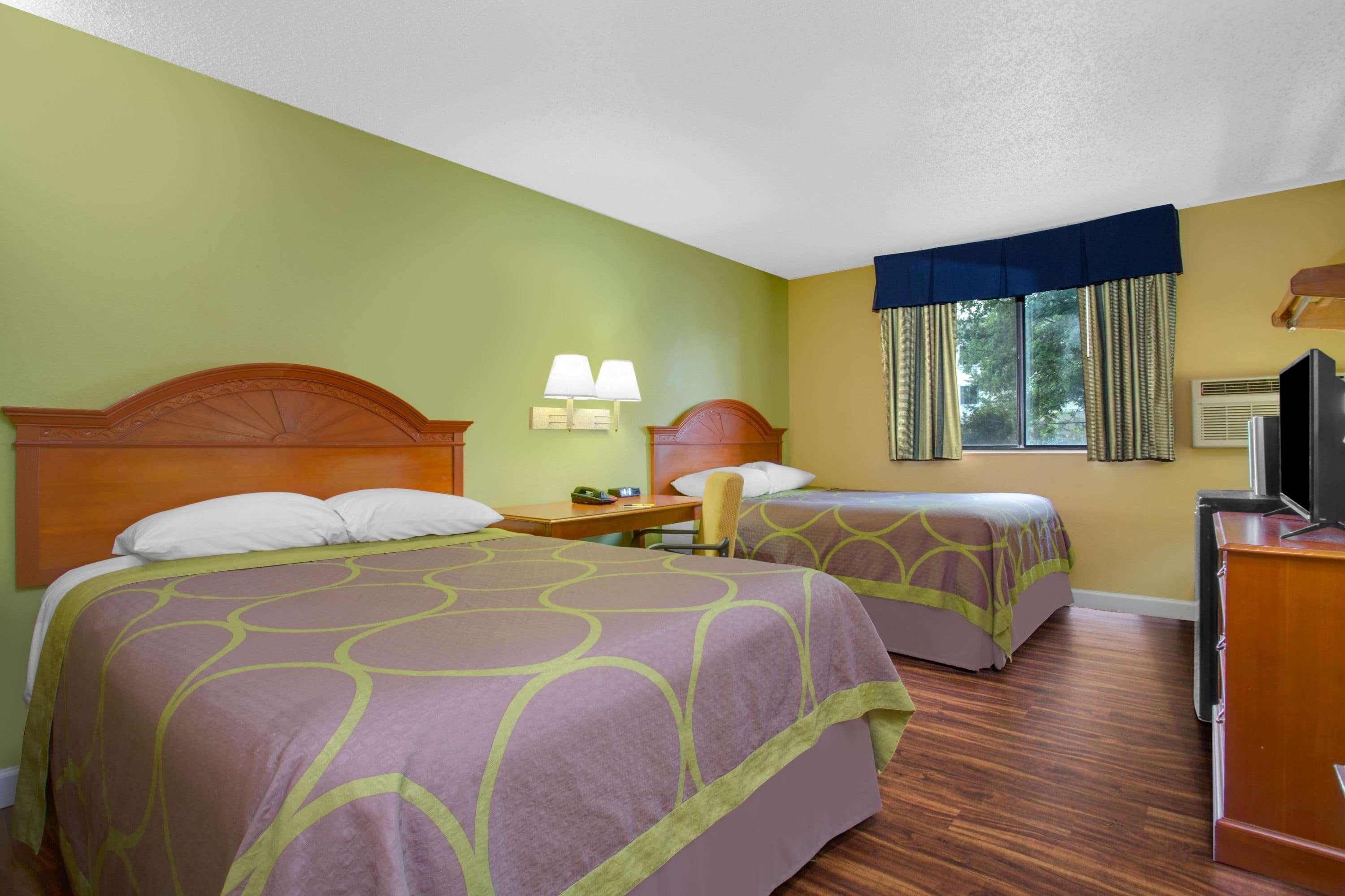 Super-8-Gainesville-I-75-Hospital-University-Area Екстериор снимка